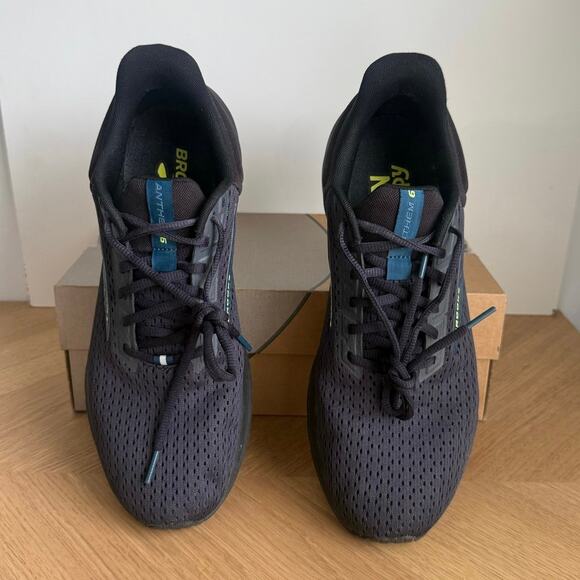Brooks Anthem 6 Black Men Running Sneakers- SZ 11.5 main image 12